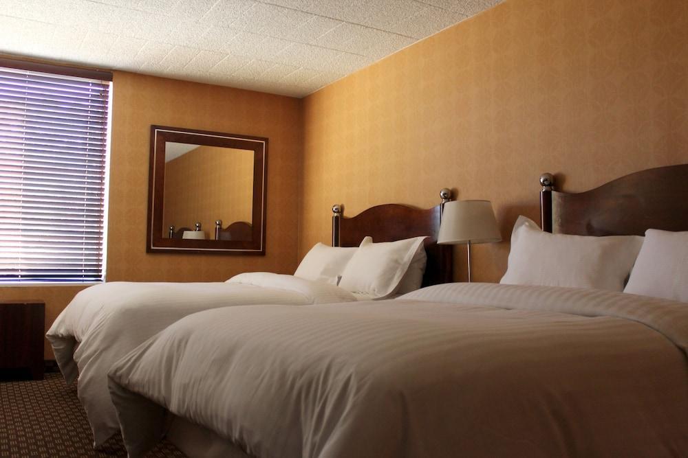 The Woodlands Hotel Wilkes-Barre