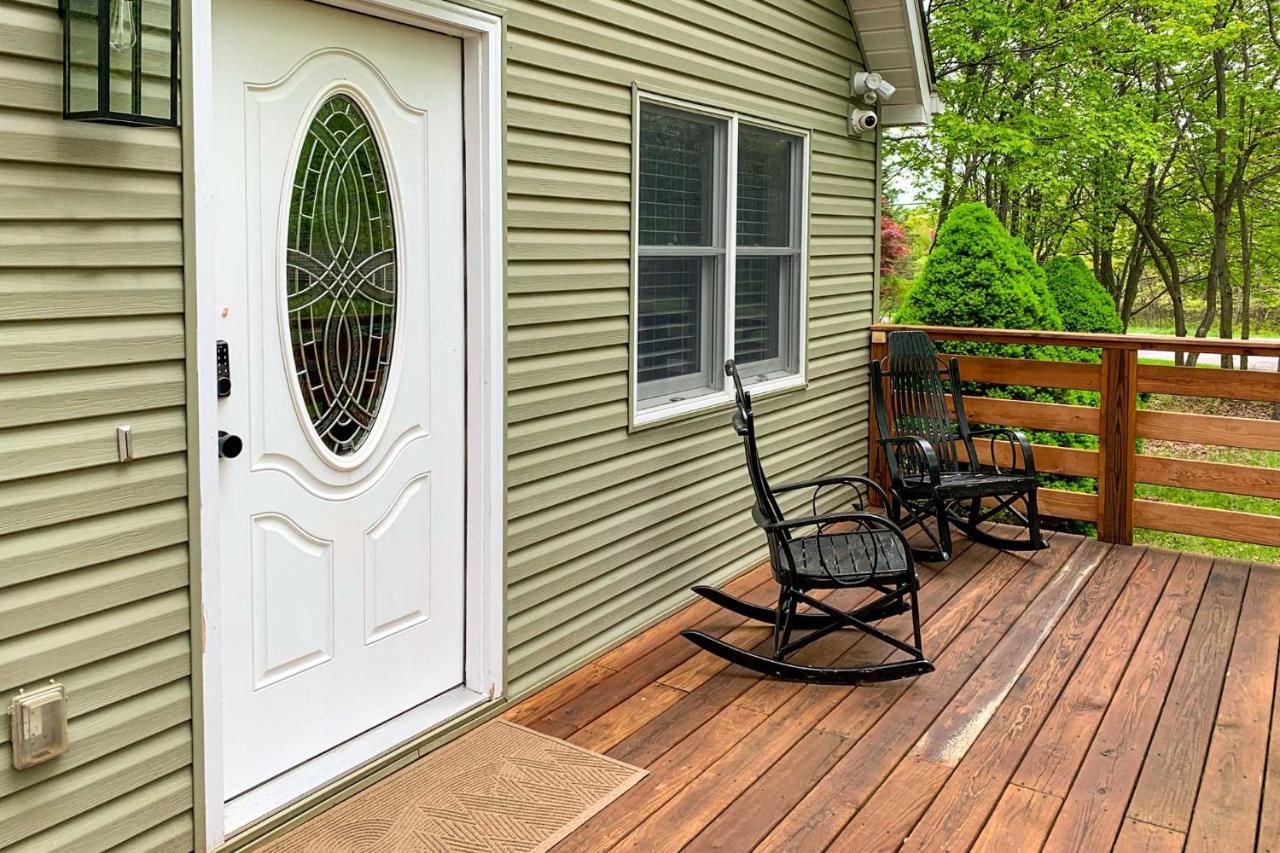 Pet-friendly Abode Near Lakes And Resorts!