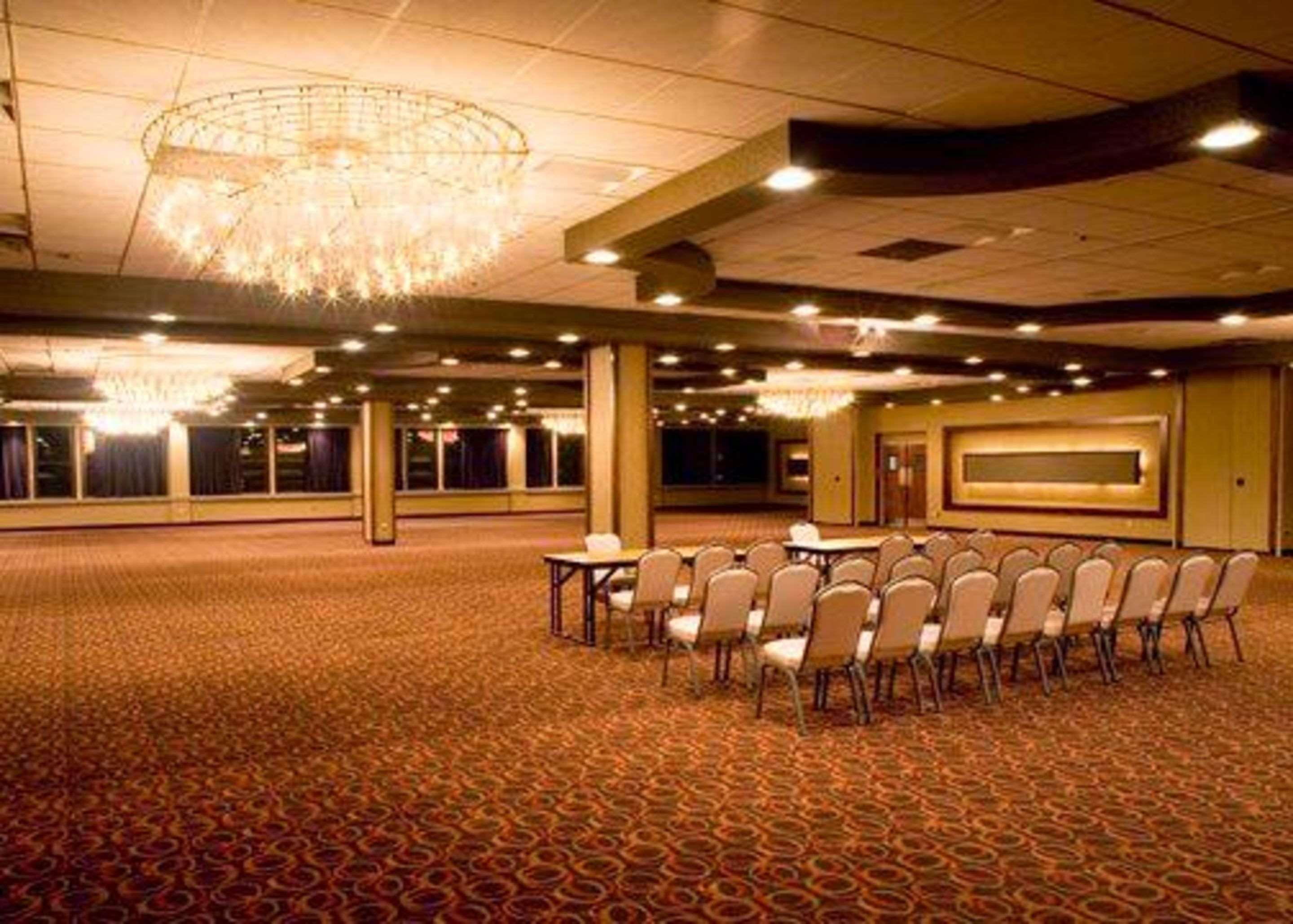 Hotel The Woodlands Wilkes-Barre
