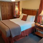 Woodfield Manor - A Sundance Vacations Property