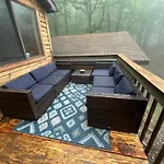 Kids Under 4 Free, Jacuzzi, Sauna, Pool, Lake, Gym