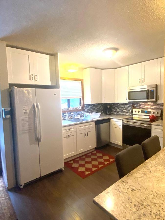 106 Village At Camelback *
