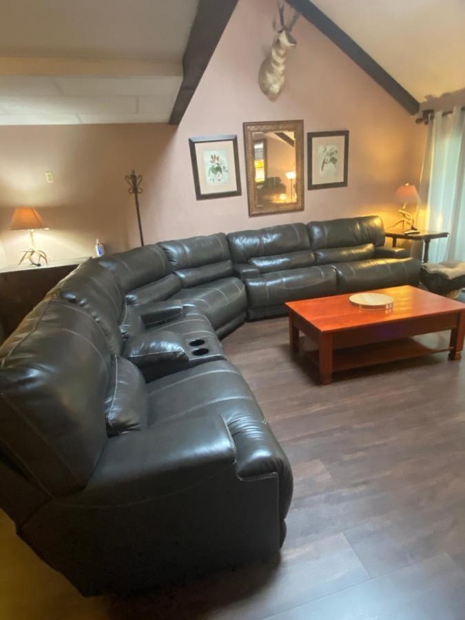 106 Village At Camelback