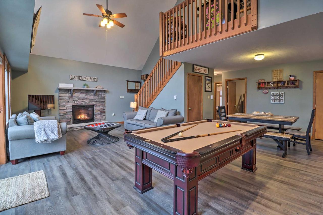 Family With Hot Tub, Close To And Hiking!