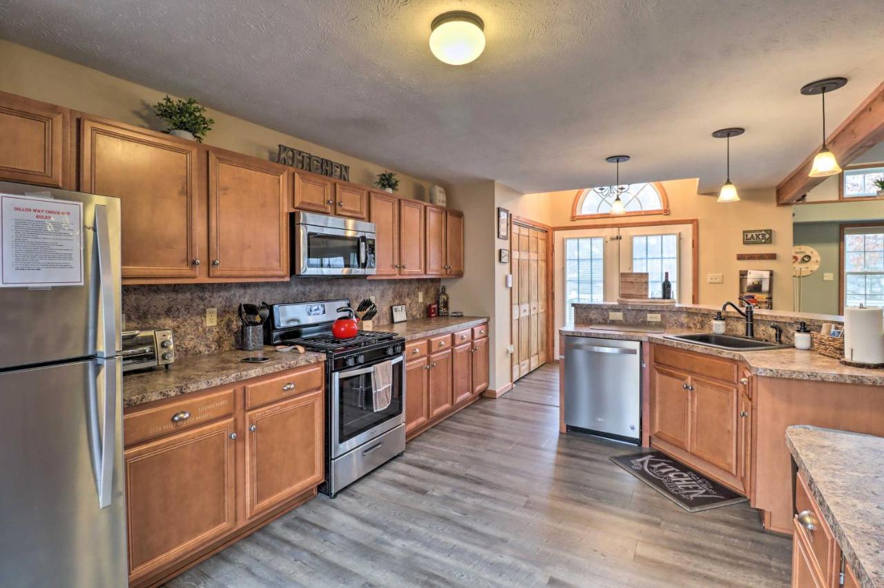 Family With Hot Tub, Close To And Hiking! * Albrightsville