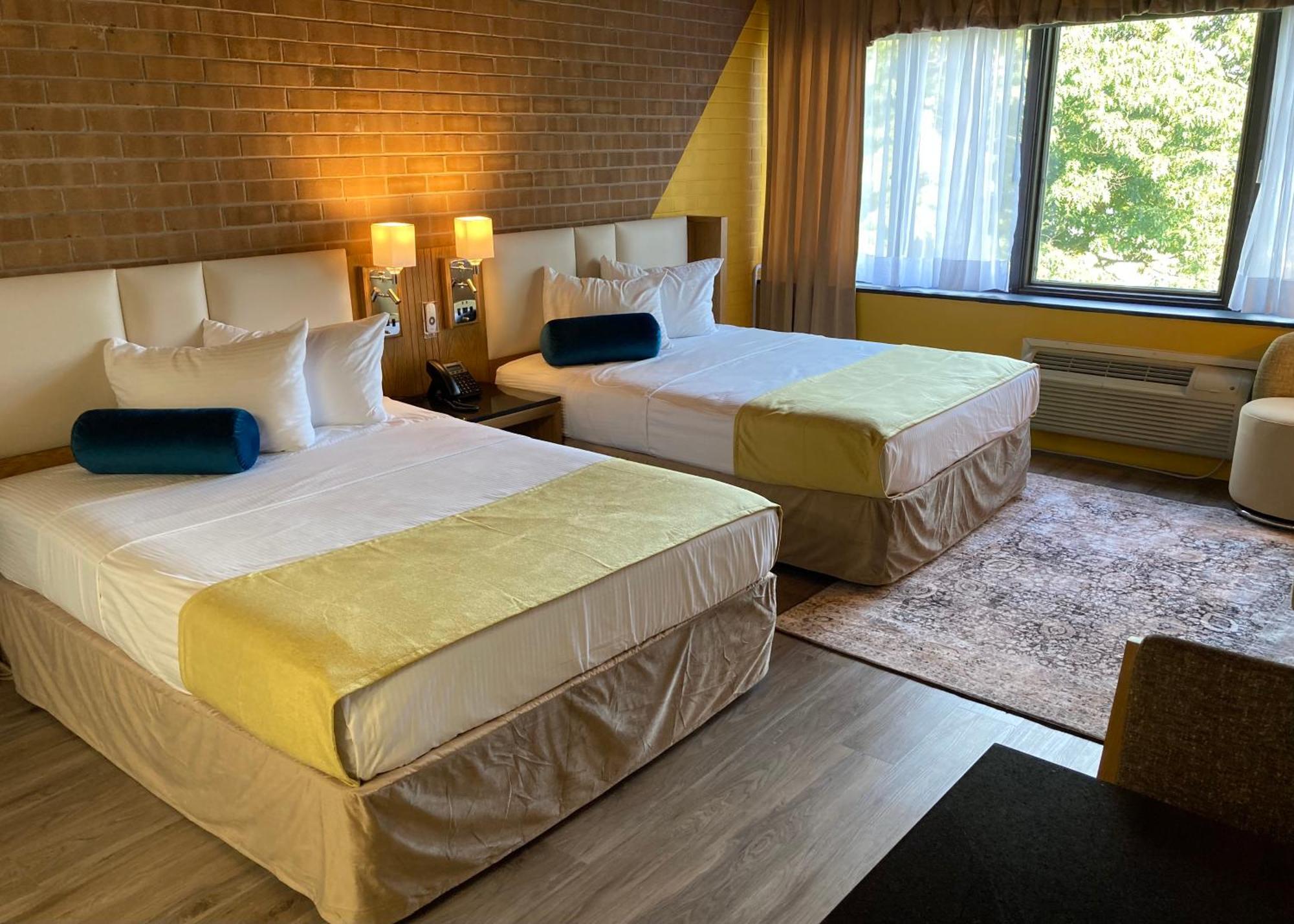 Resort Split Rock 3*