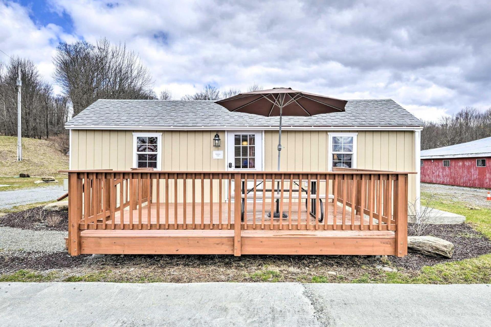 Equestrian House * Pleasant Mount