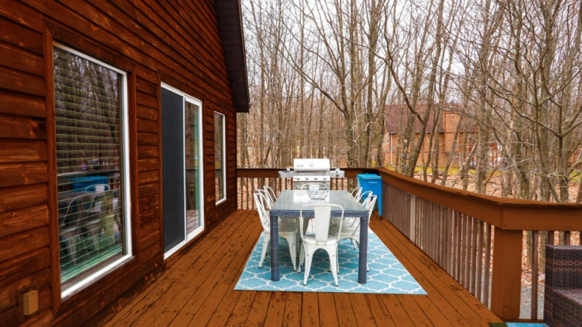 Kids Under 4 Free, Jacuzzi, Sauna, Pool, Lake, Gym * Albrightsville