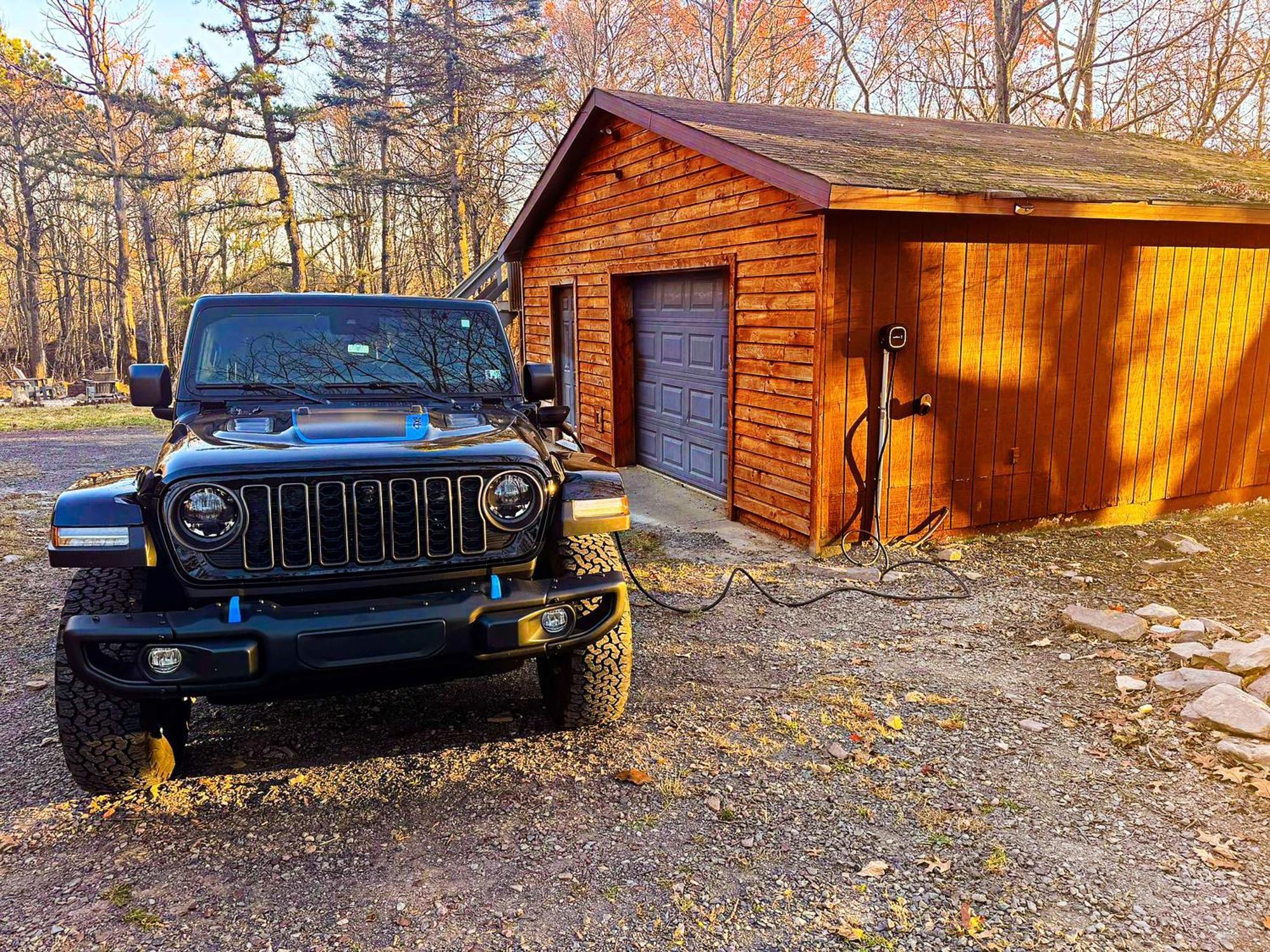 Kids Under 4 Free, Jacuzzi, Sauna, Pool, Lake, Gym * Albrightsville