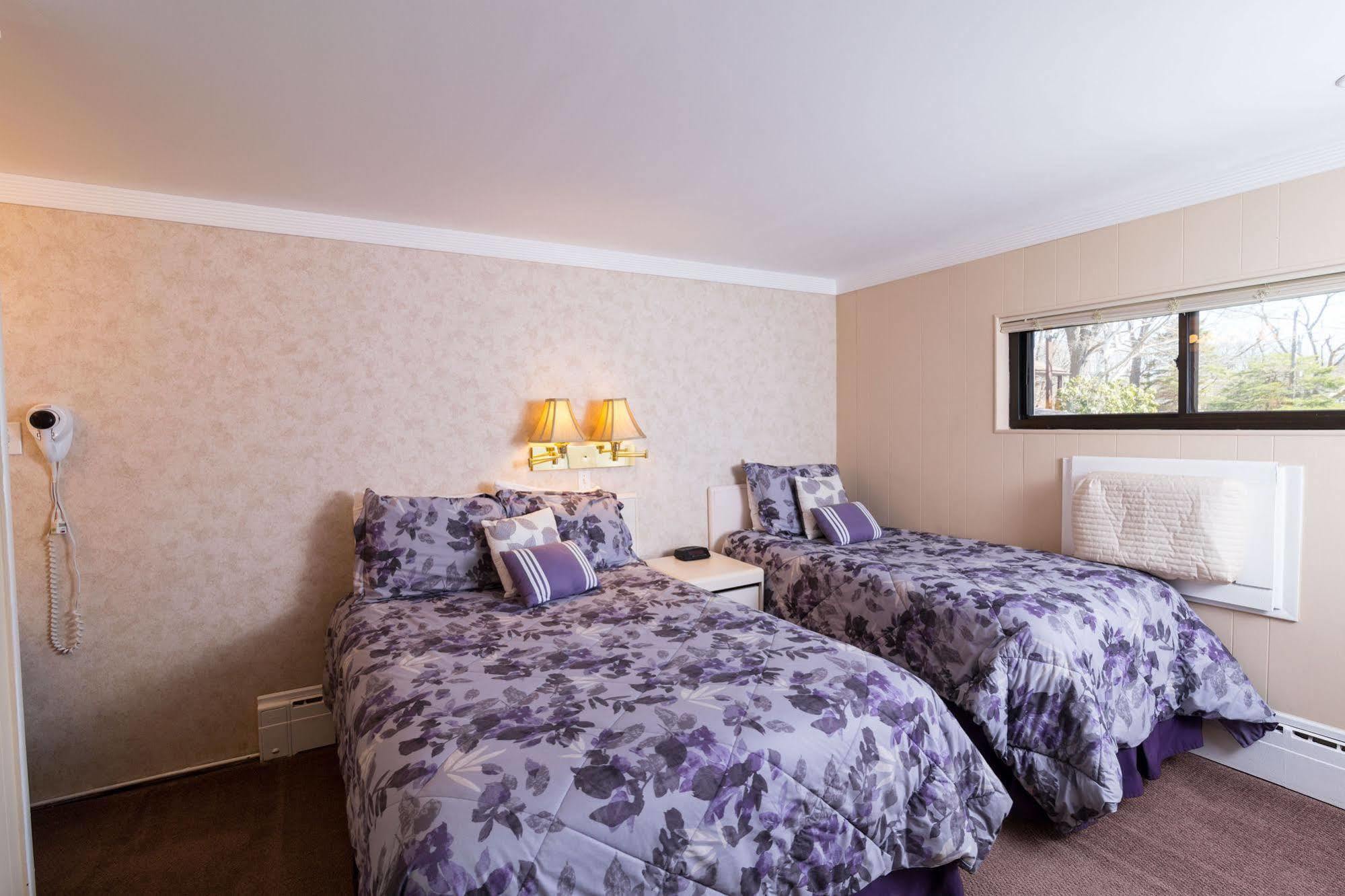 Hotel Harmony