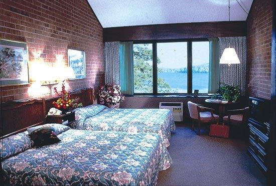 Resort Split Rock