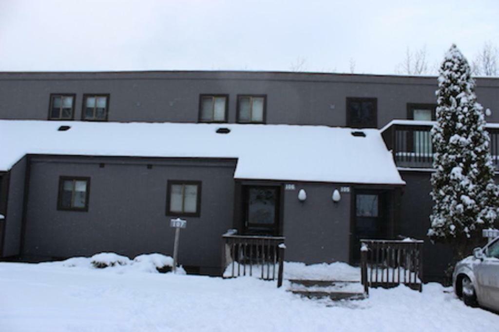 106 Village At Camelback Holiday home *