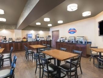 Hotel Baymont By Wyndham Poconos 2*