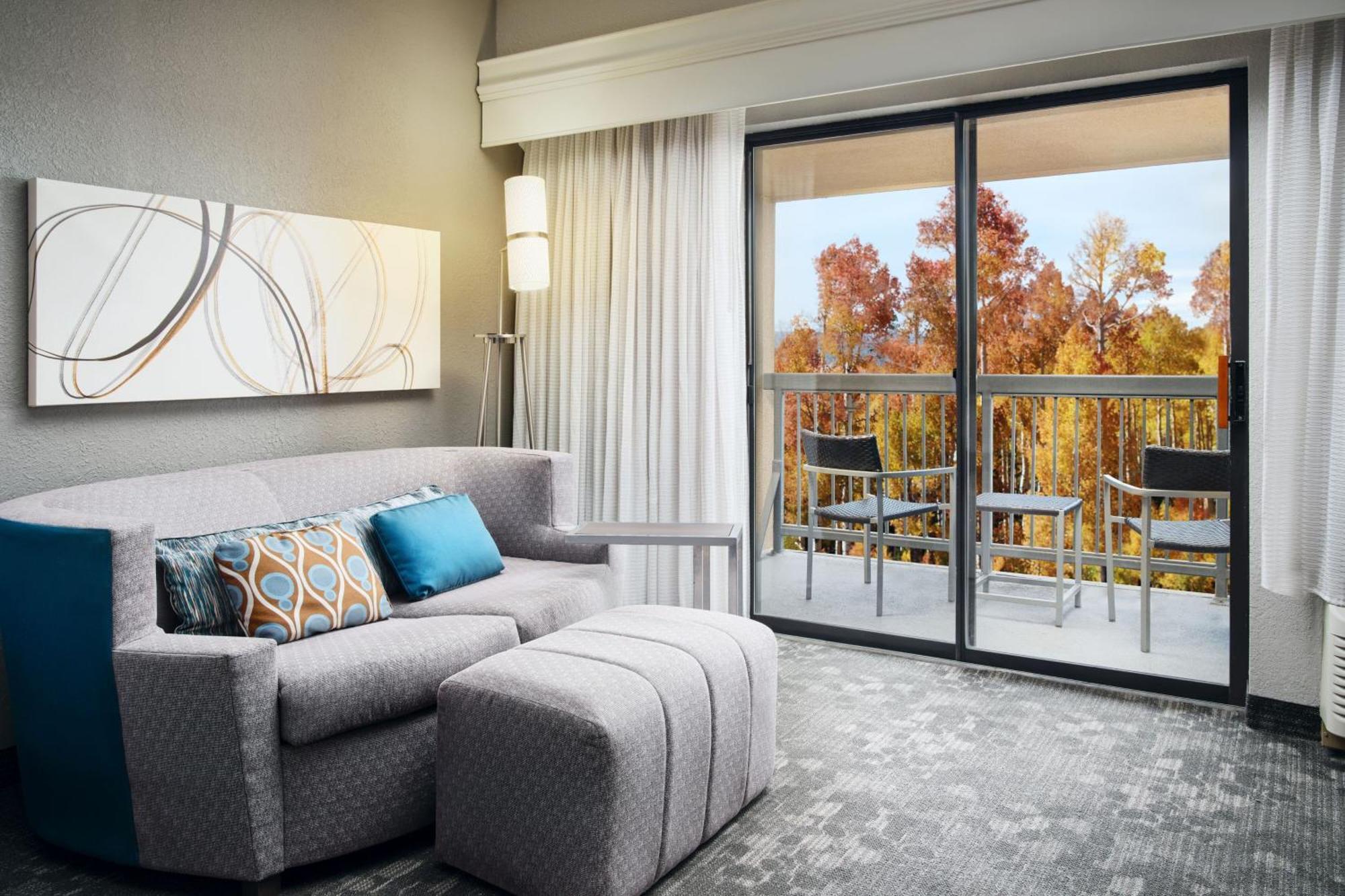 Hotel Courtyard By Marriott Scranton Montage Mountain 3*